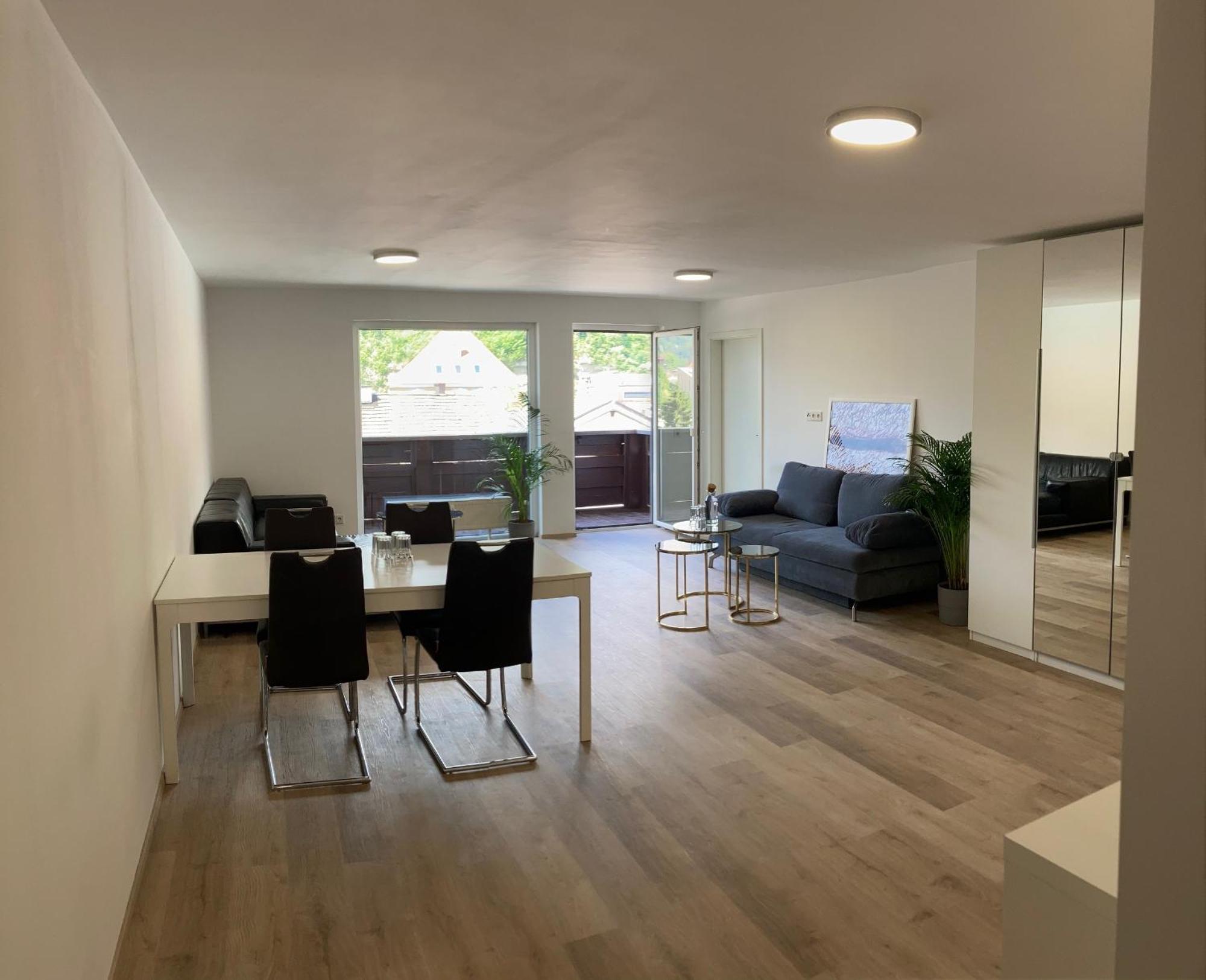 Geraeumiges Apartment Mit Weitblick 1-6 Personen Imst Bagian luar foto