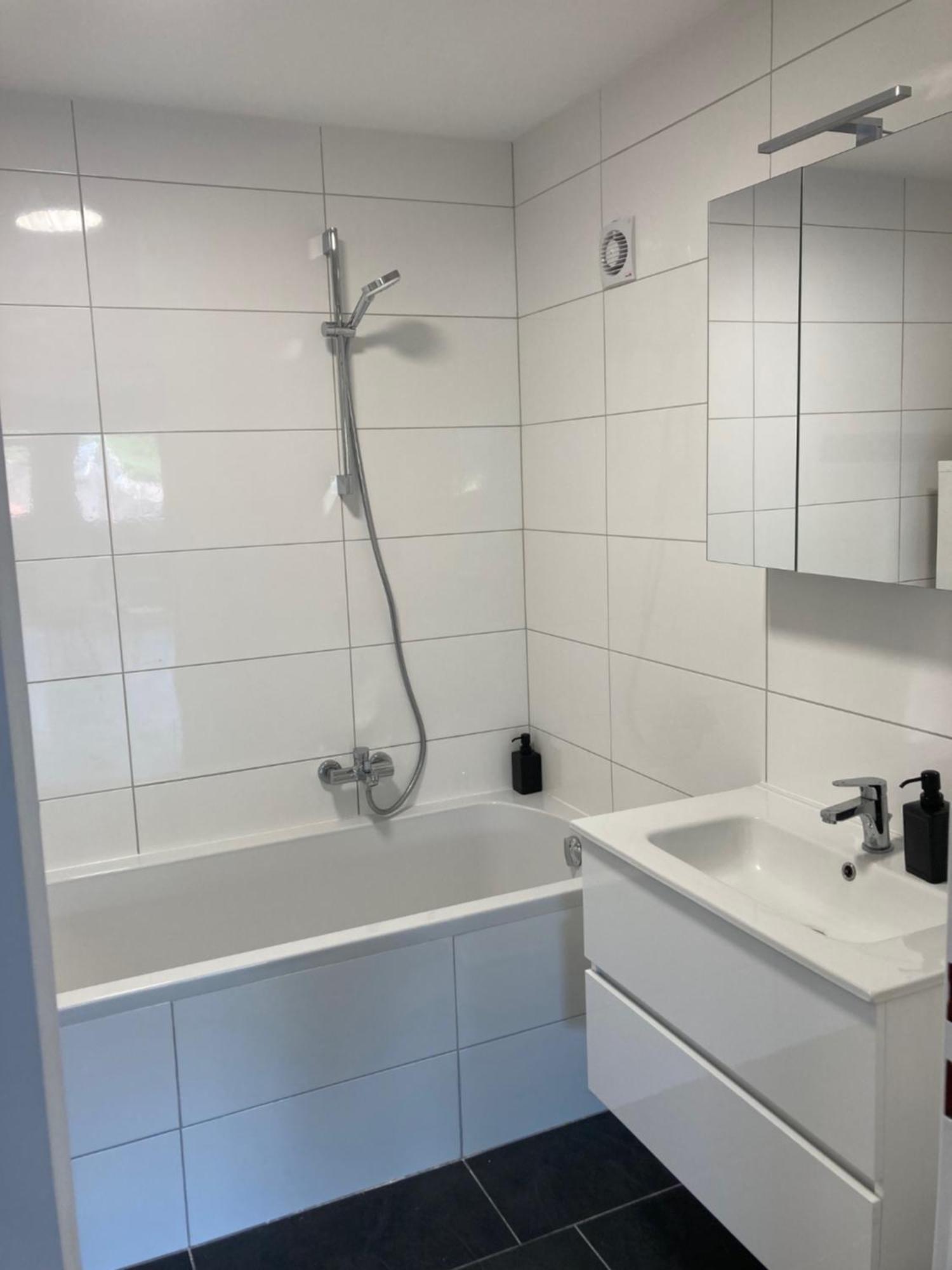 Geraeumiges Apartment Mit Weitblick 1-6 Personen Imst Bagian luar foto